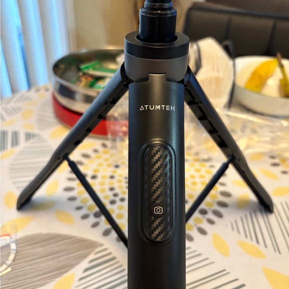 Atumtek phone tripod for android/iphone - Picture 2 of 3